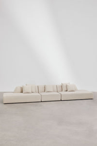 Kampinė sofa KARDENA iš priekio, kreminis šenilas boucle