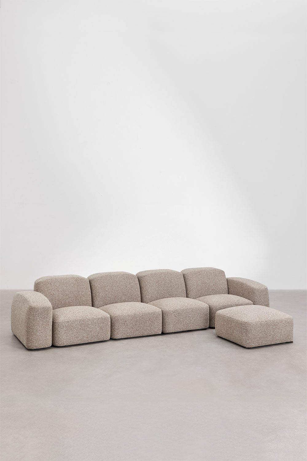 Minkšta sofa su pufu BASTIAN | namuideja.lt | poilsio sofa