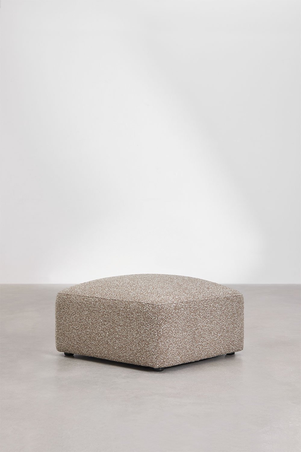 Bouclé sofa su didele sėdima dalimi | namuideja.lt | komfortiška sofa