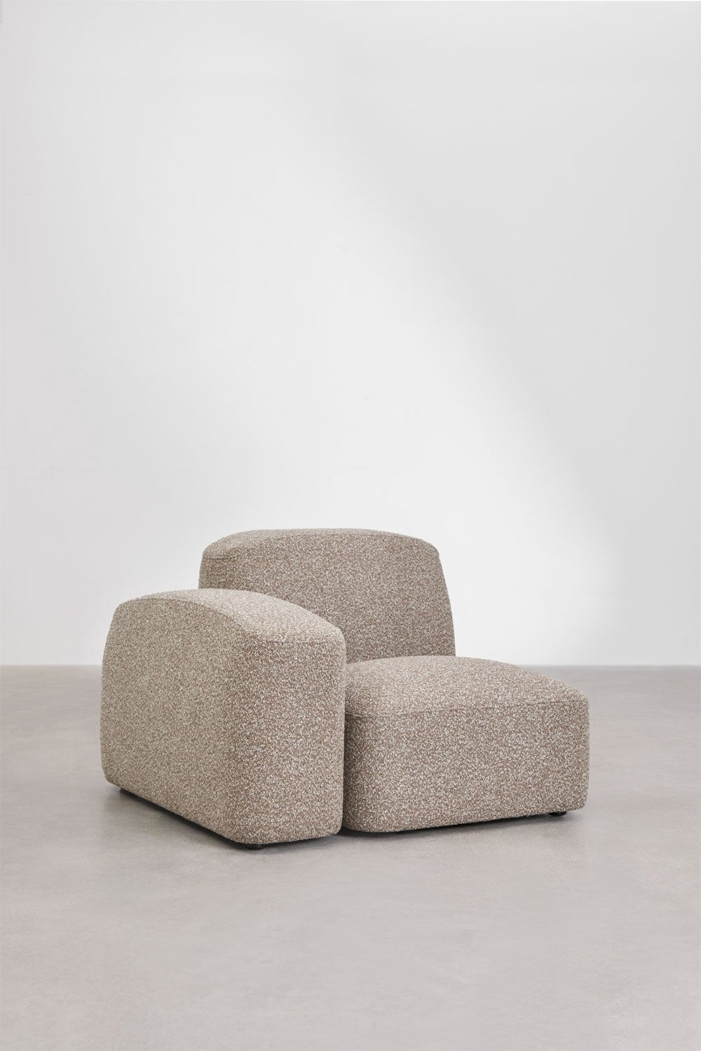 Modulinė sofa su porankiais ir pufu | namuideja.lt | šiuolaikiška sofa