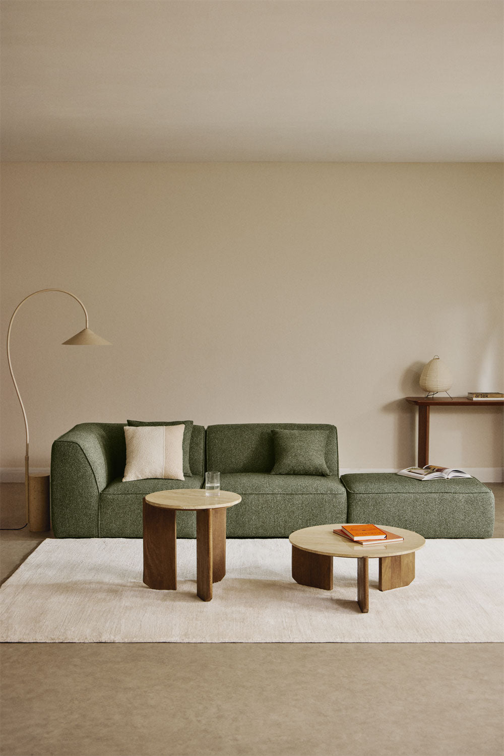Modulinė kampinė sofa KARDENA su pufu, šalavijo žalios spalvos boucle, 2 dalys