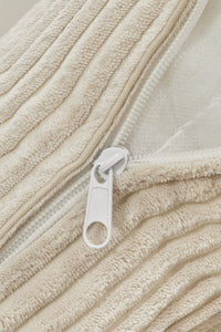 Kampinė sofa TEMPLENA – paviršiaus detalė