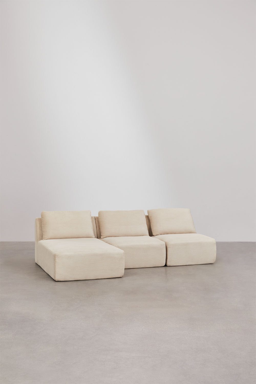 Modulinė sofa TEMPLENA su kairiuoju gultu – artimas planas
