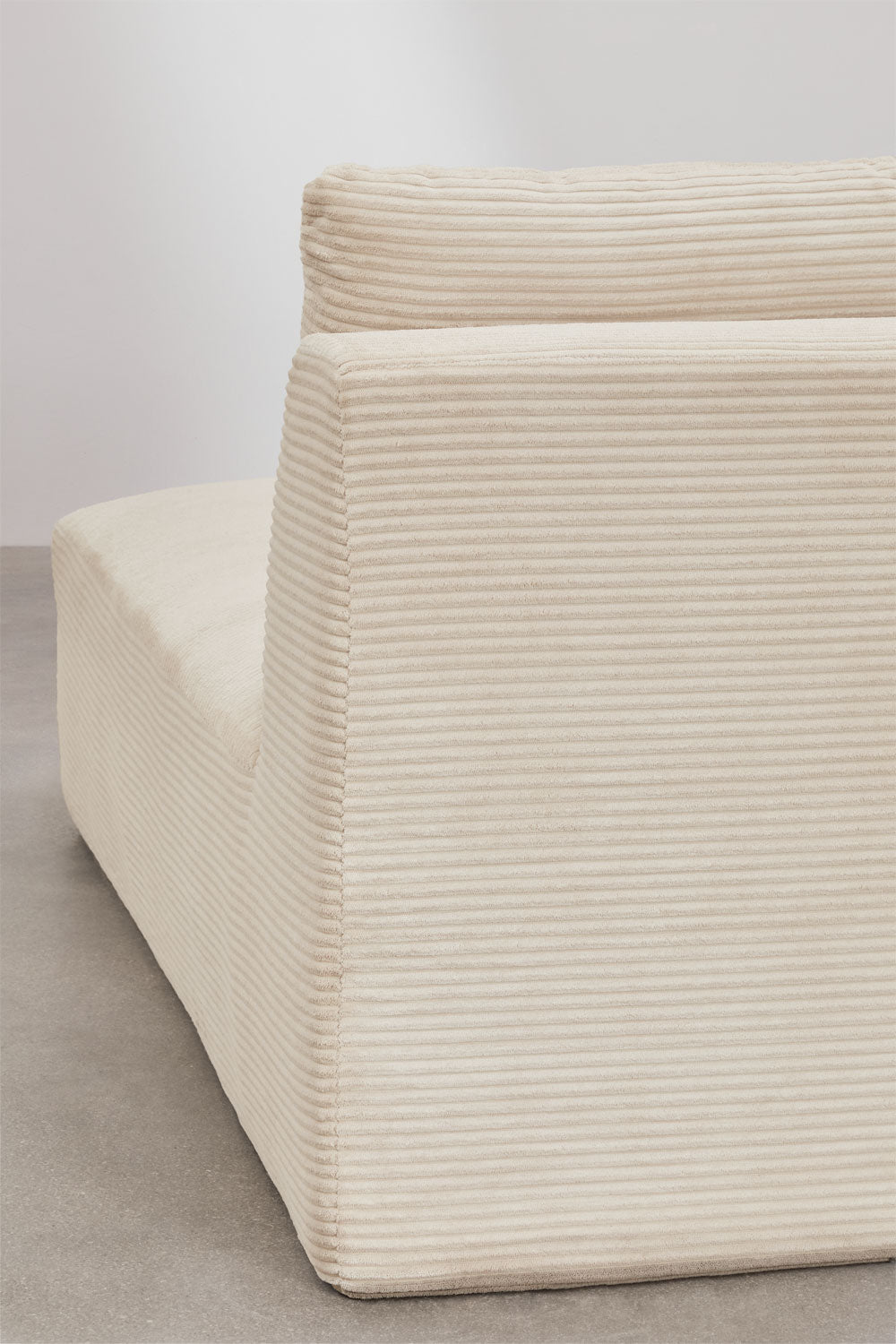 Modulinė sofa TEMPLENA su kairiuoju gultu – atspalvio detalė
