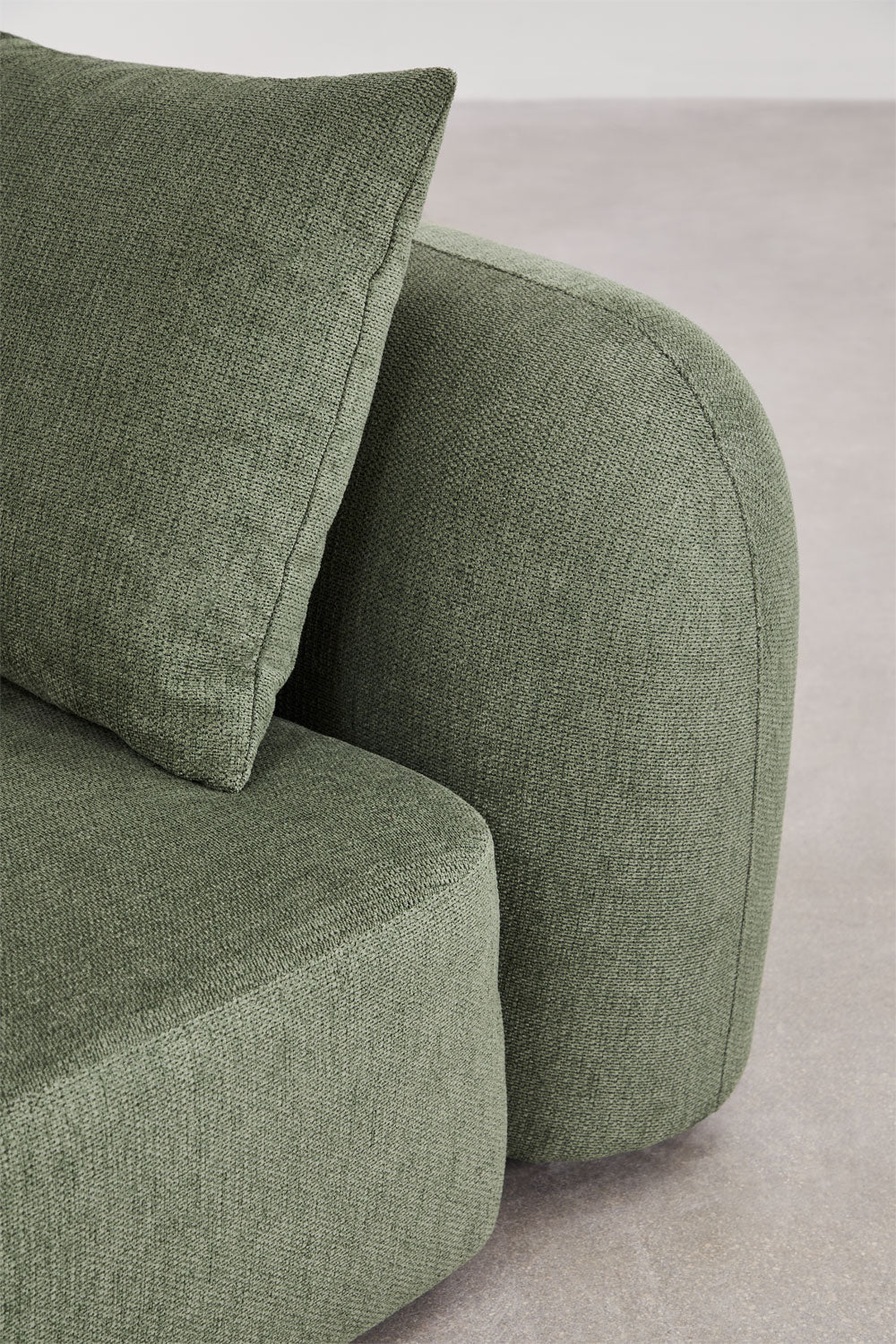 Modulinė sofa KOKONA su kairiuoju gultu – fragmento vaizdas