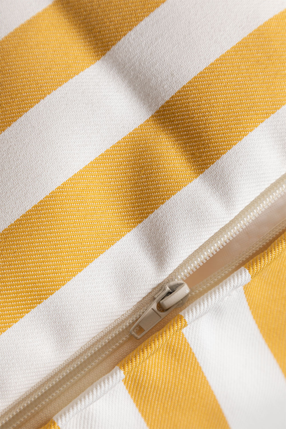 Lauko fotelis KARIO, curry geltona