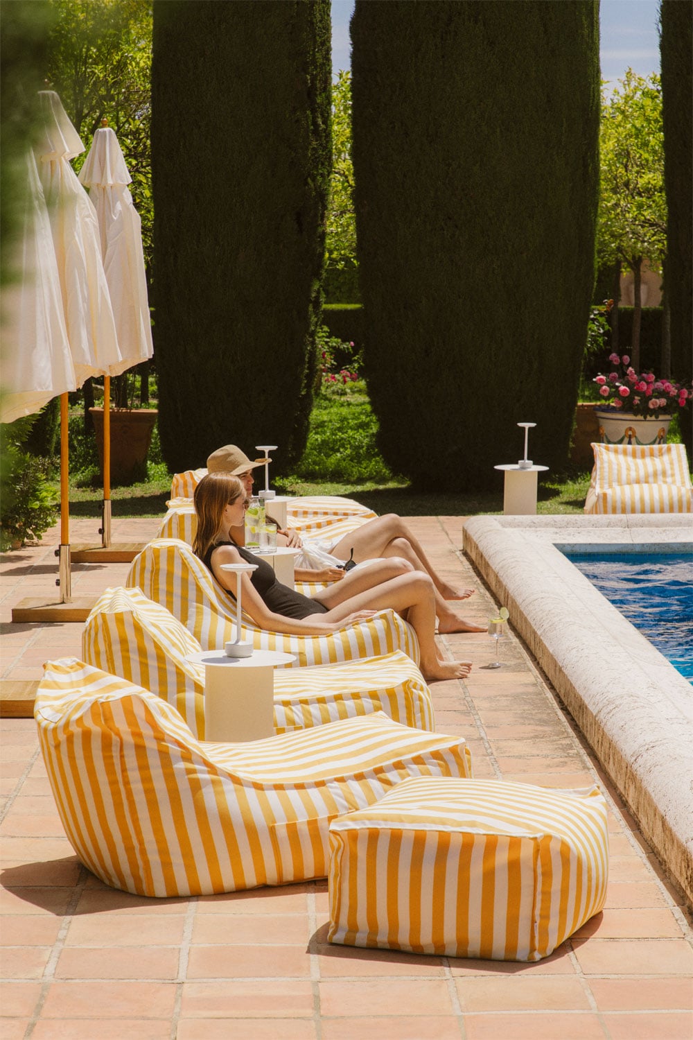 Lauko fotelis KARIO, curry geltona