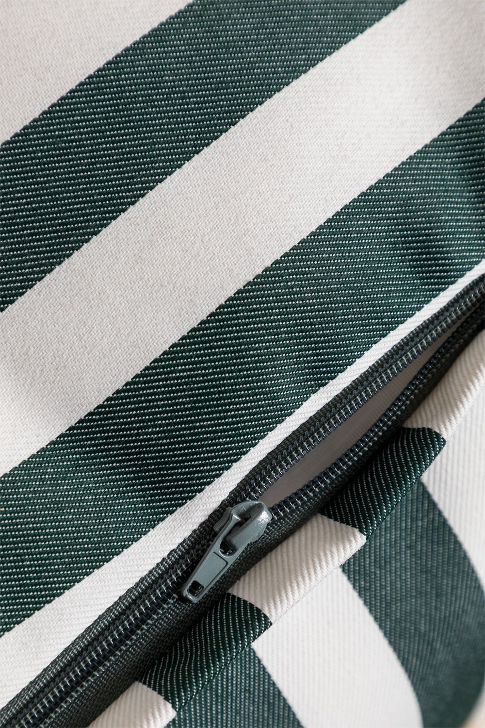 Lauko fotelis KARIO, žalias margas