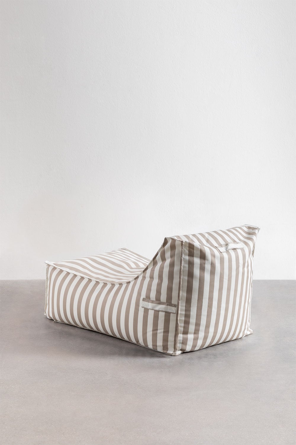 Lauko fotelis KARIO, lazdyno rudas