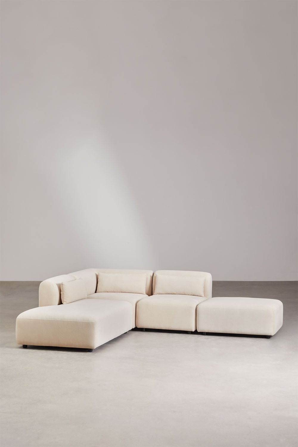 Kampinė sofa FOGLERA iš priekio