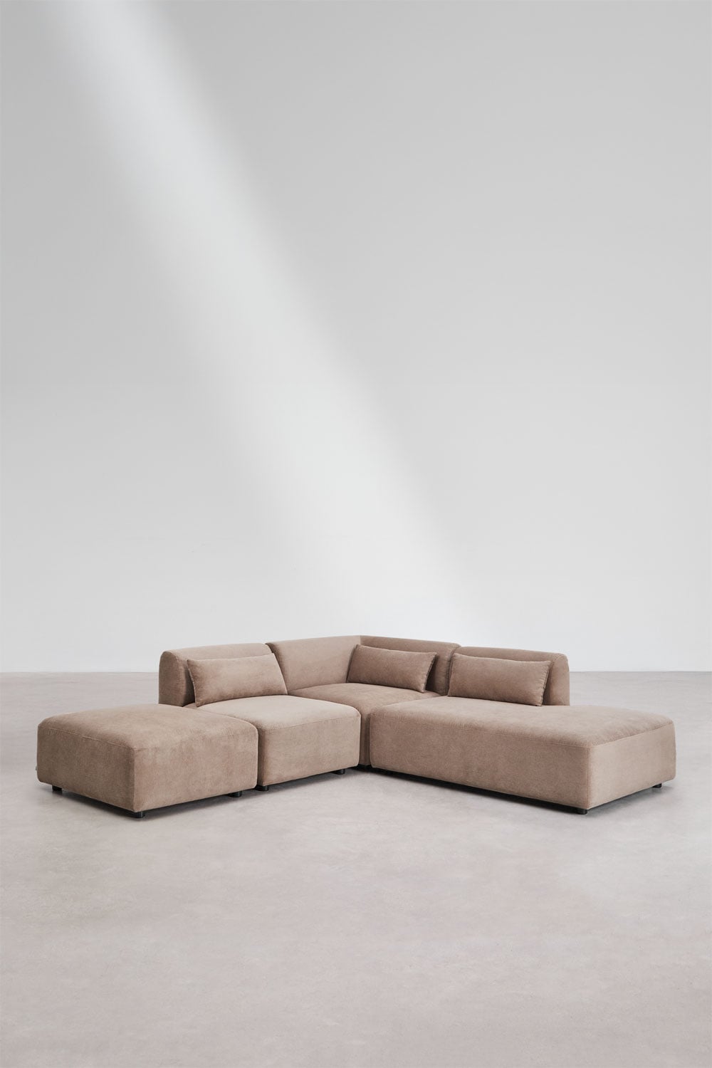 Kampinė sofa FOGLERA, pagrindinis vaizdas