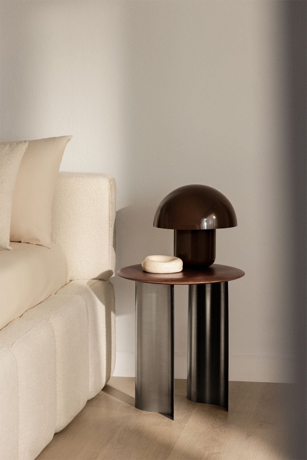 Nightstand VERAURA Ø45 cm, mango wood