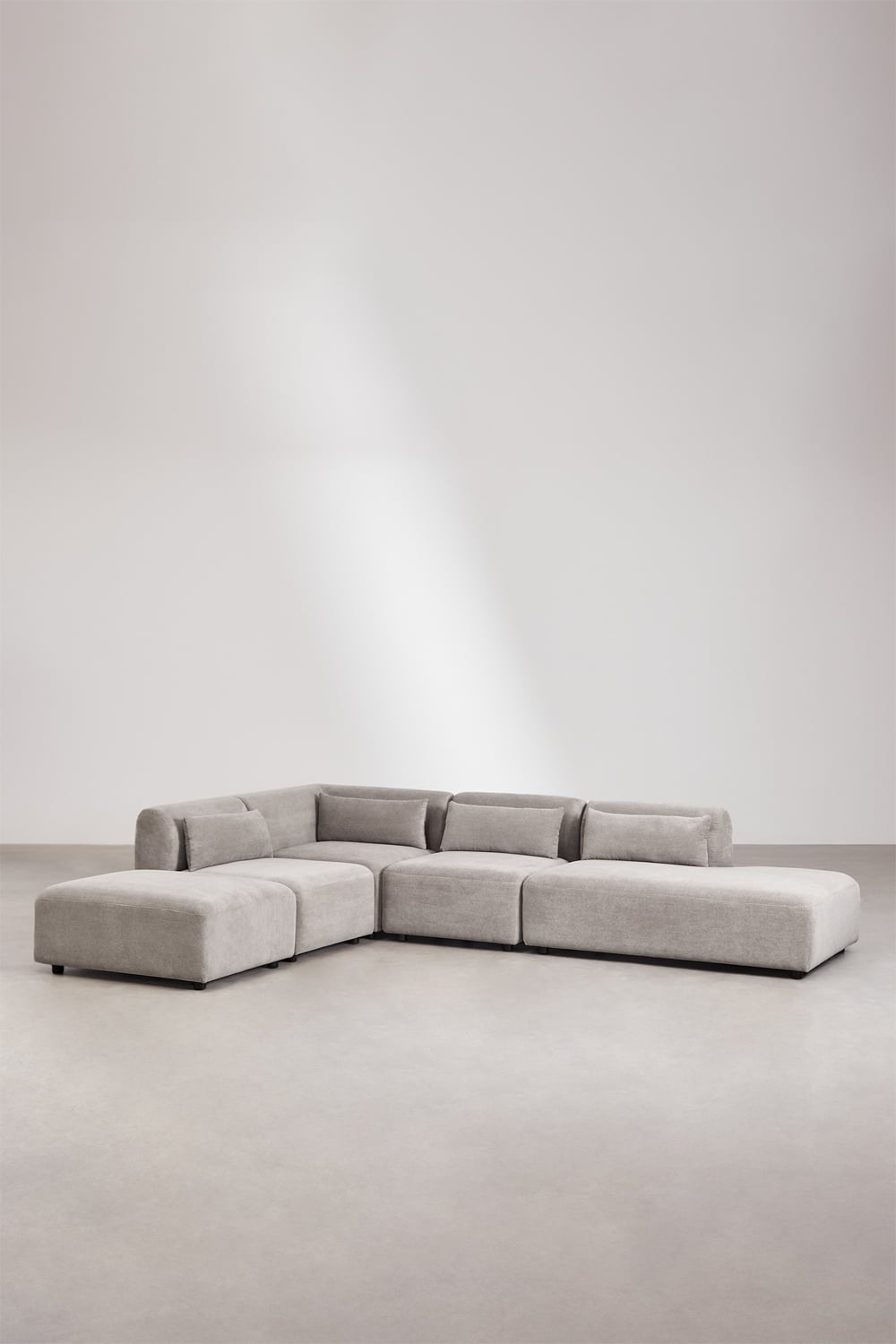 Kampinė sofa FOGLERA pilka spalvos, šenilo