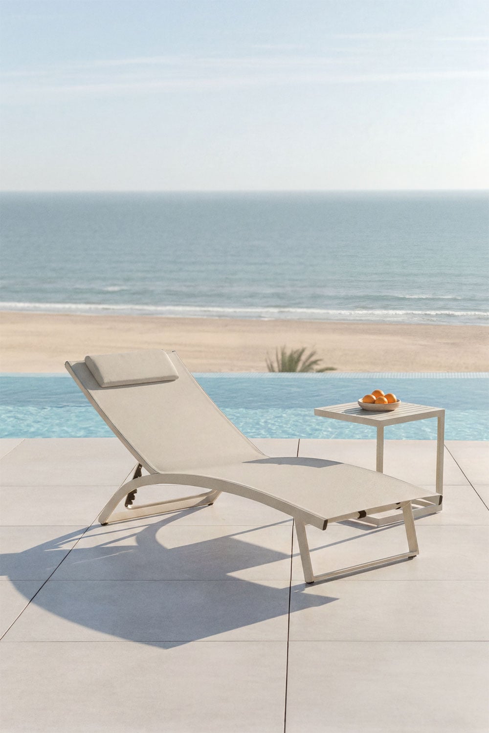Aluminium outdoor sun lounger METRO, folding, cream