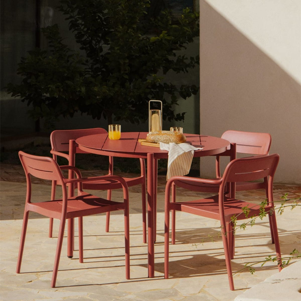 ALERO round outdoor table, terracotta, 110 cm