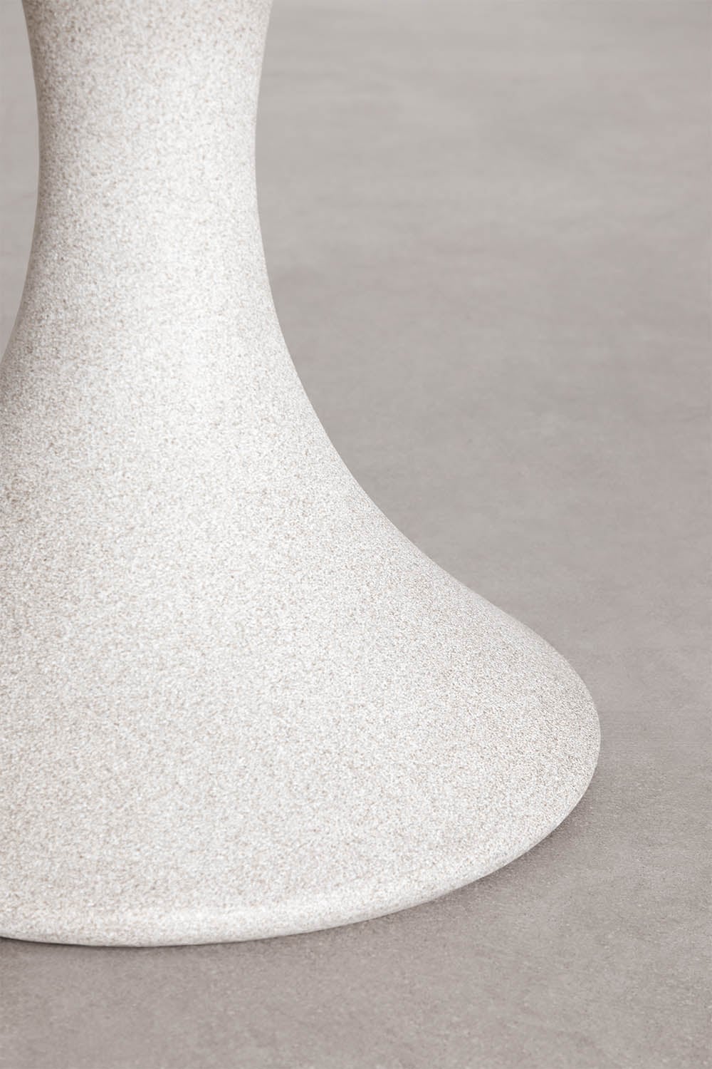Round outdoor table BETONA, grey concrete