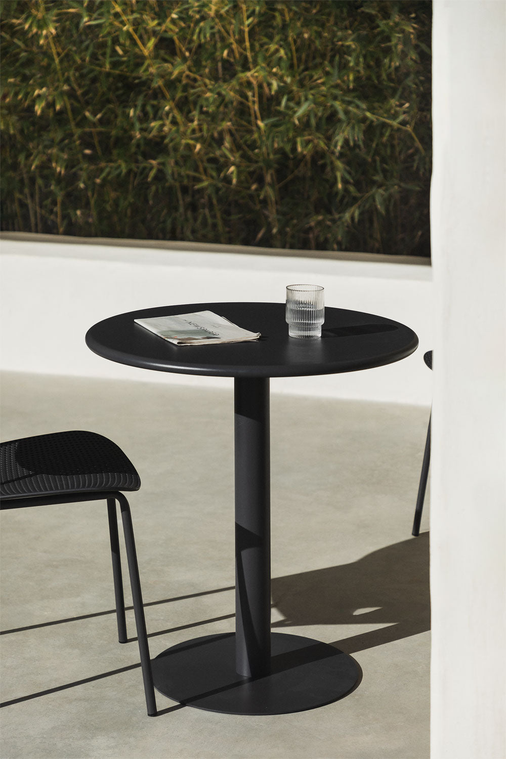 MINTO round table, olive green