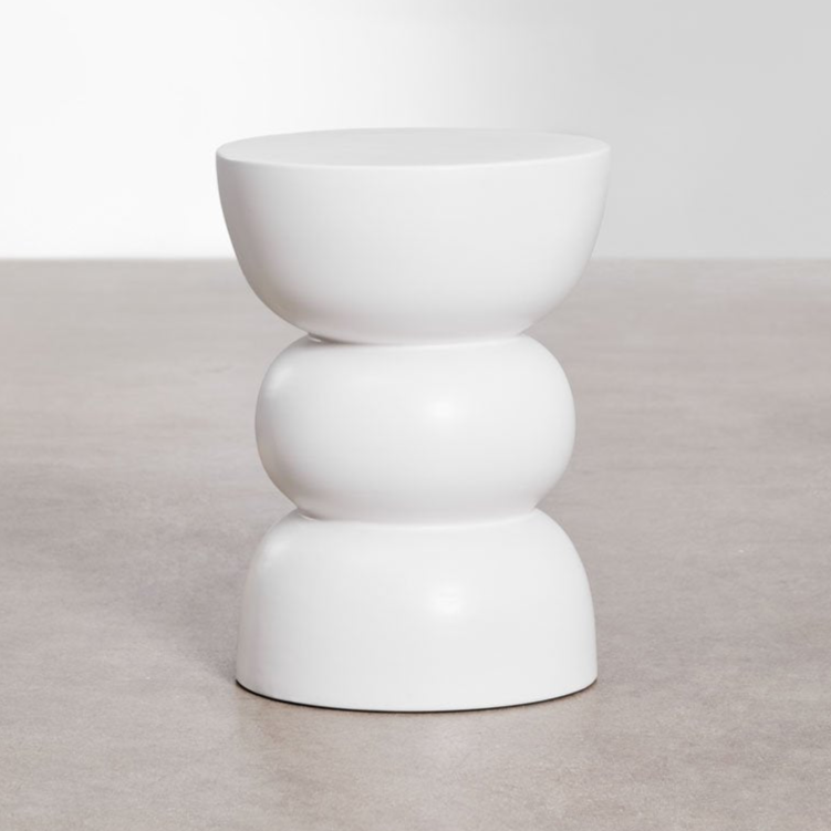 Šoninis staliukas TILVI