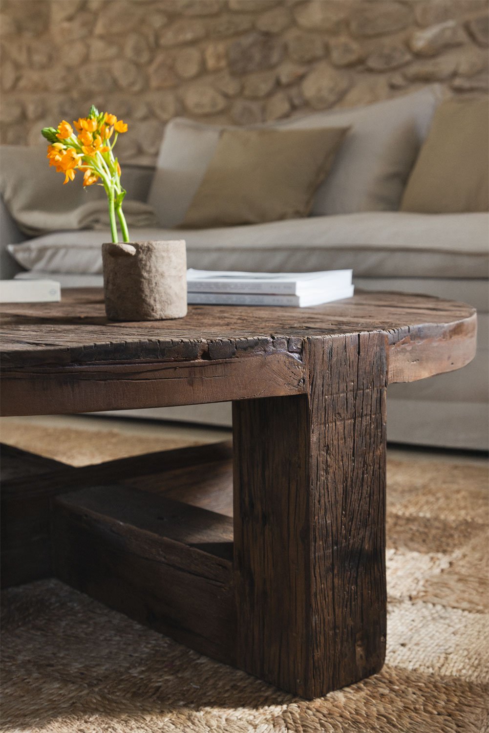 Staliukas kavos JENDEA apvalus, perdirbta mediena