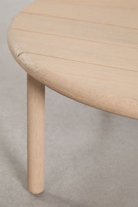 Trivietė sofa ULENA – artimu planu