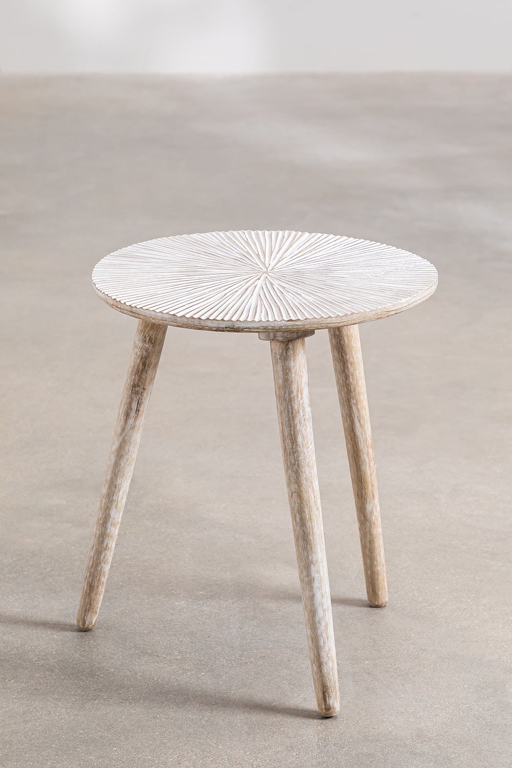 Šoninis staliukas NVUTIRA, mango mediena