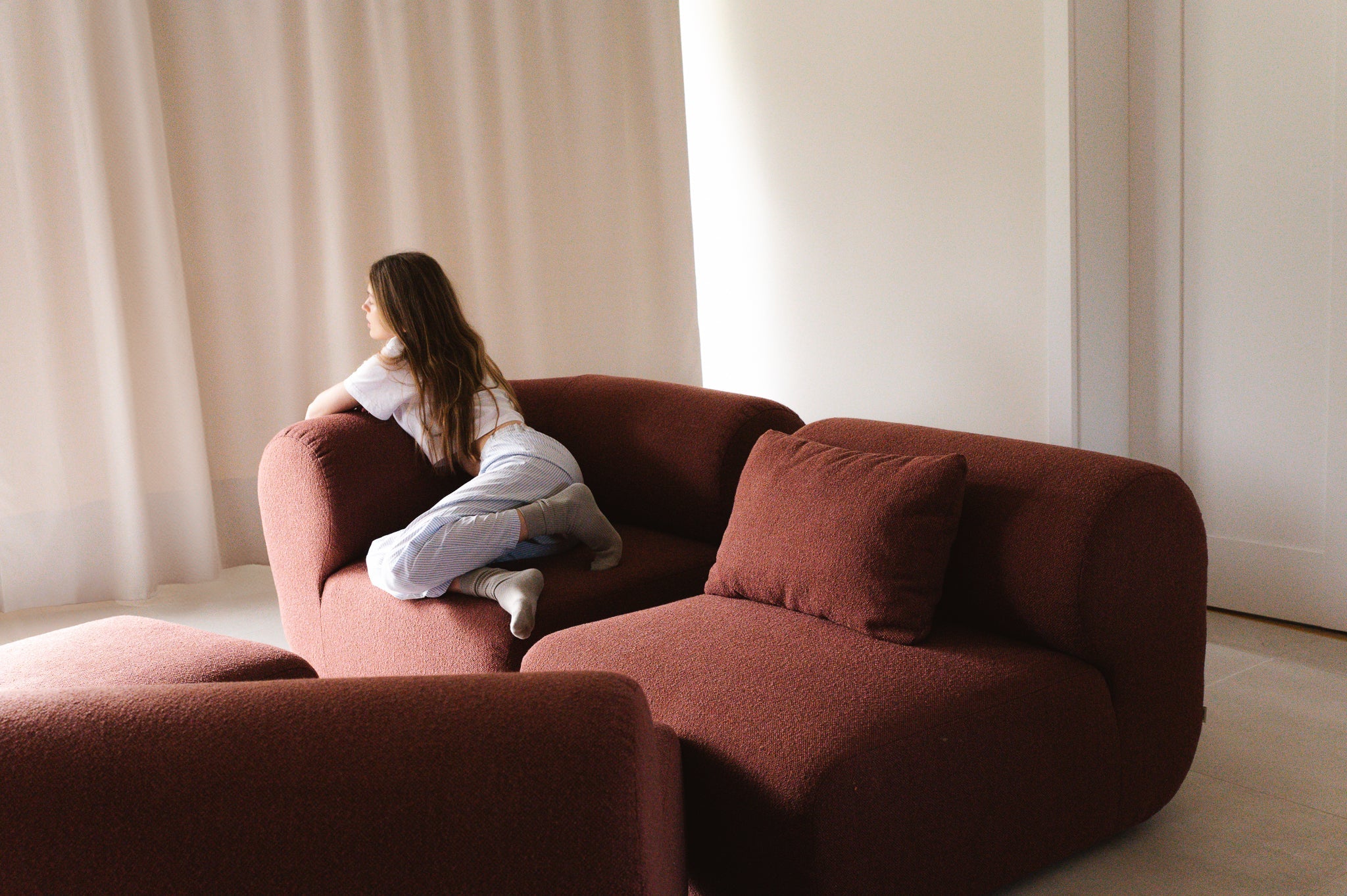 Sofa HUGGO, gras bouclé