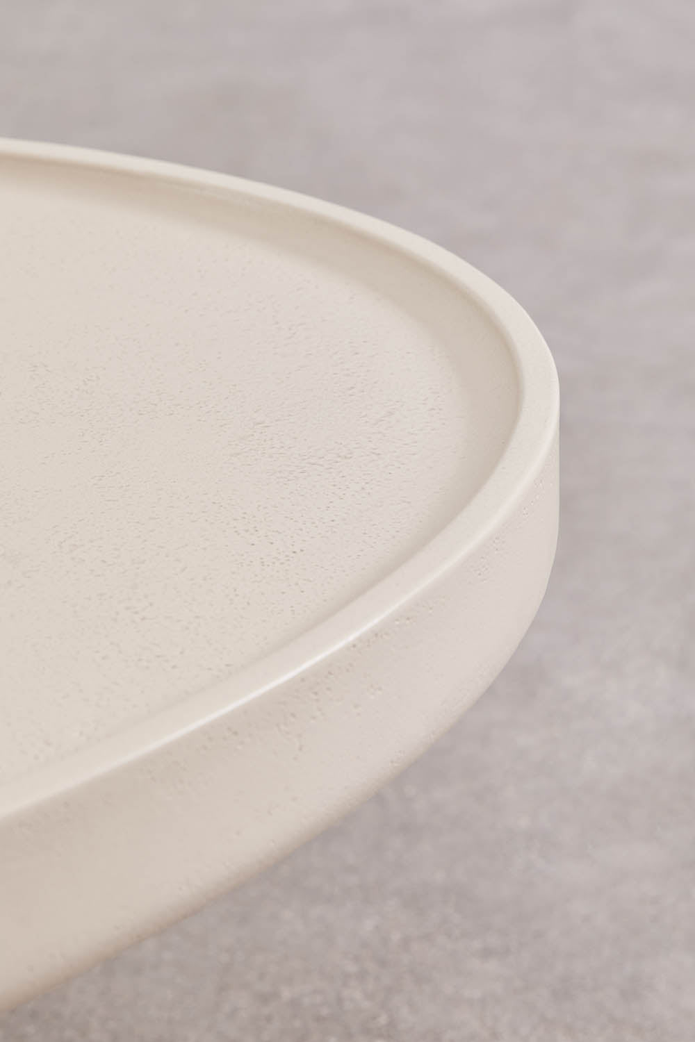 Oval outdoor coffee table CIMENTO, tapioca sand