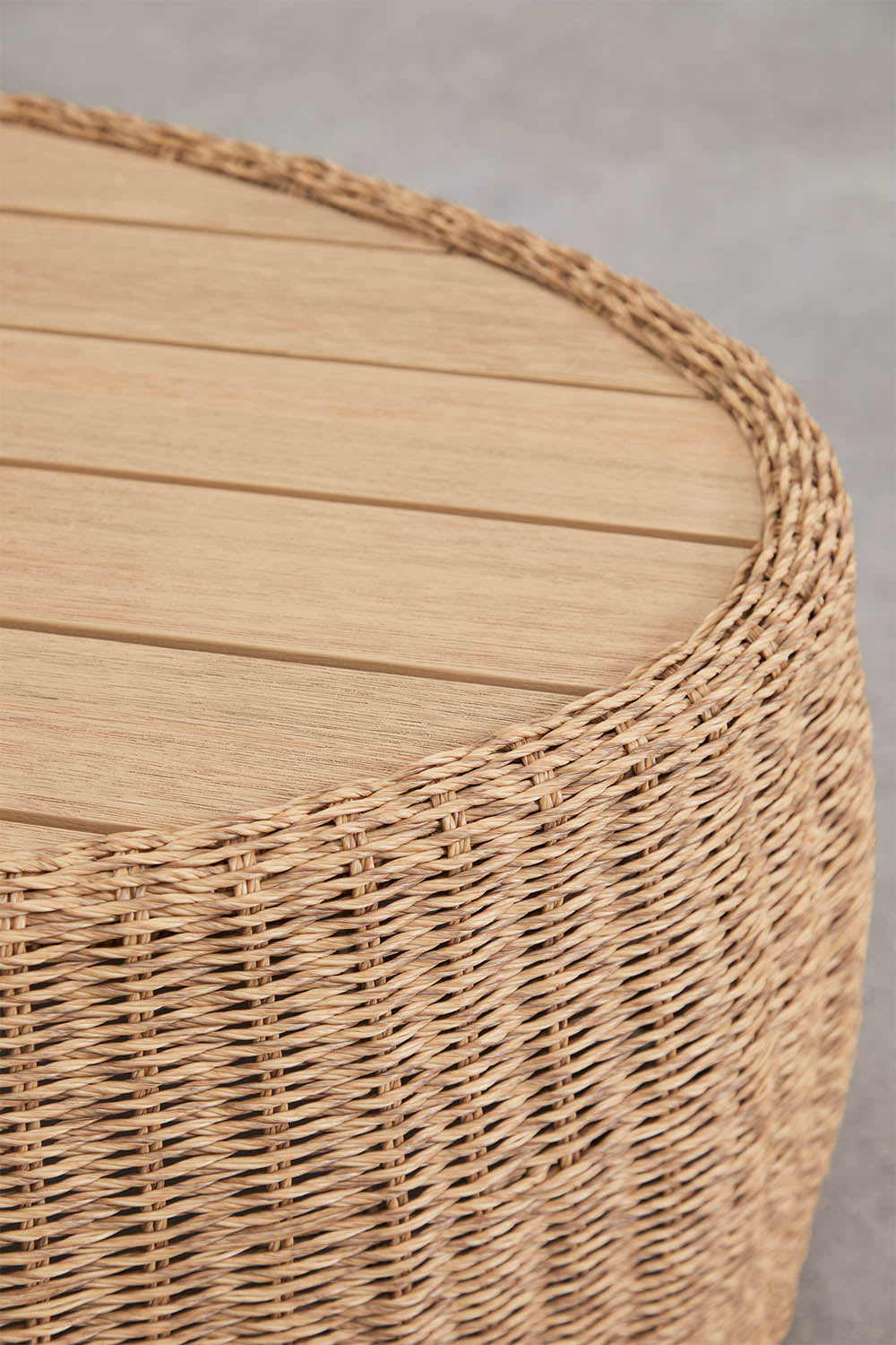 BALI oval outdoor table, acacia