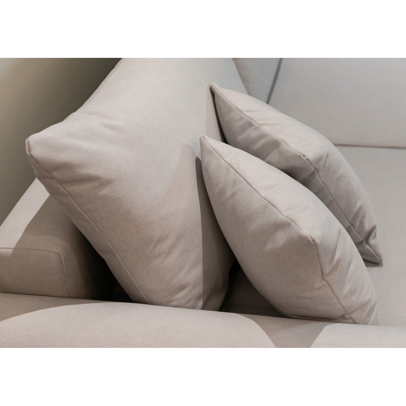 Kampinė sofa-lova OVO, kreminė, dešinė