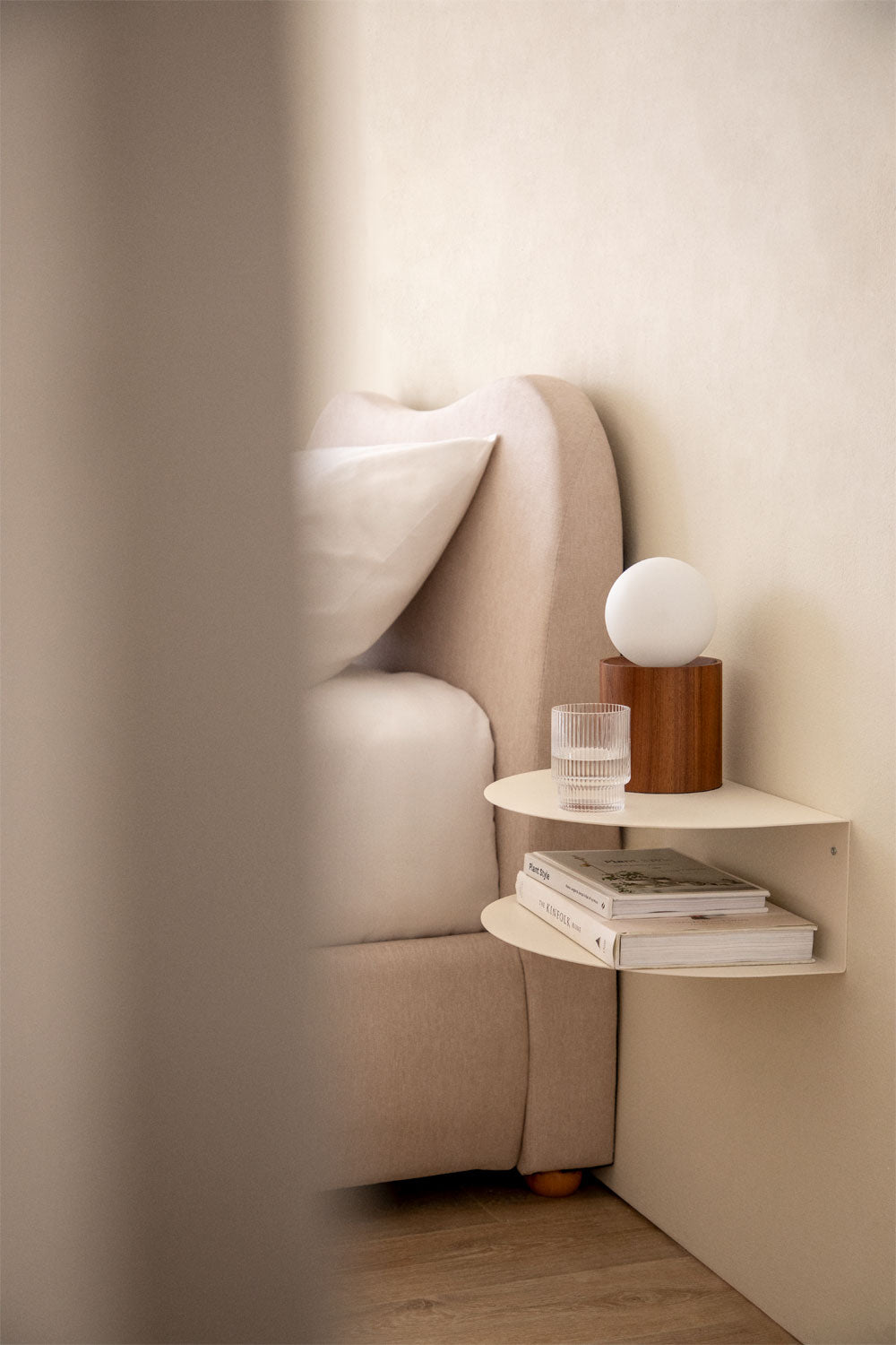 Wall-mounted bedside table KELOURA, white