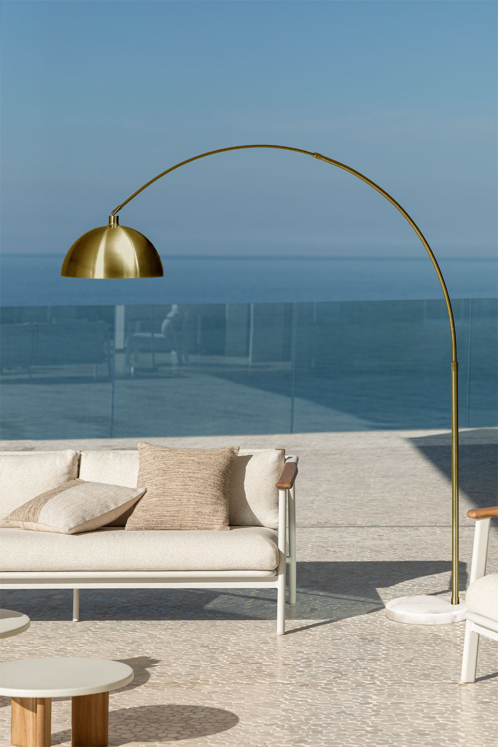 Āra stāvlampa LANTIS, zelta