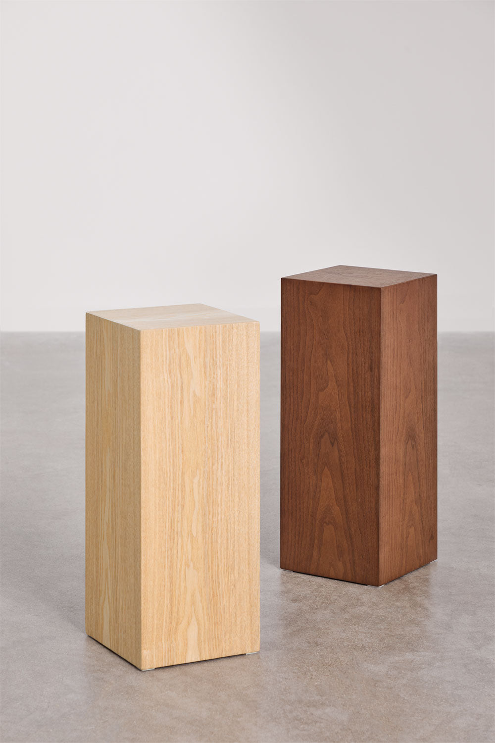 Pedestal NOVAARO 25x25 cm, MDF