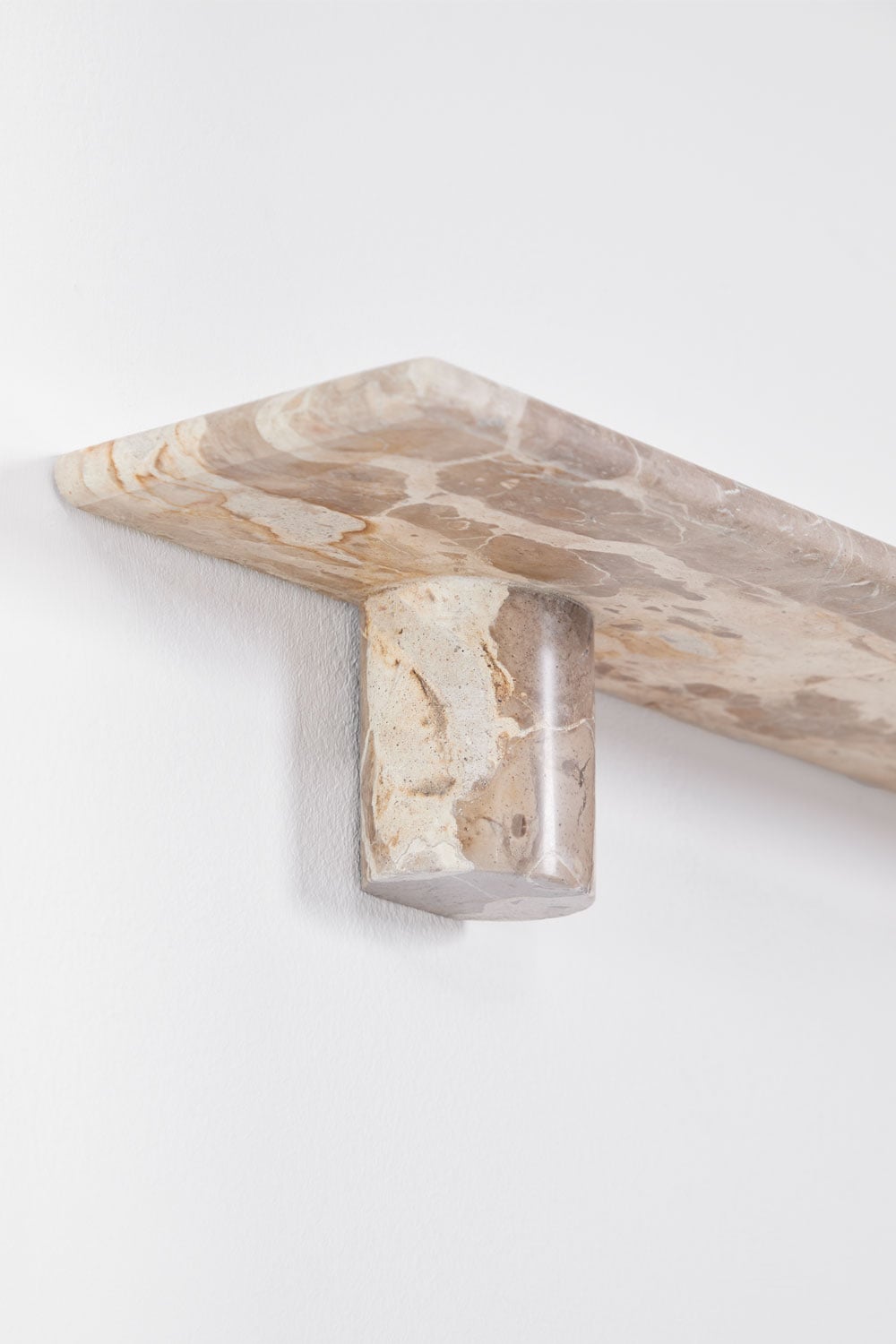 Modulinė kampinė sofa MERIDENA sėdynės krašto vaizdas