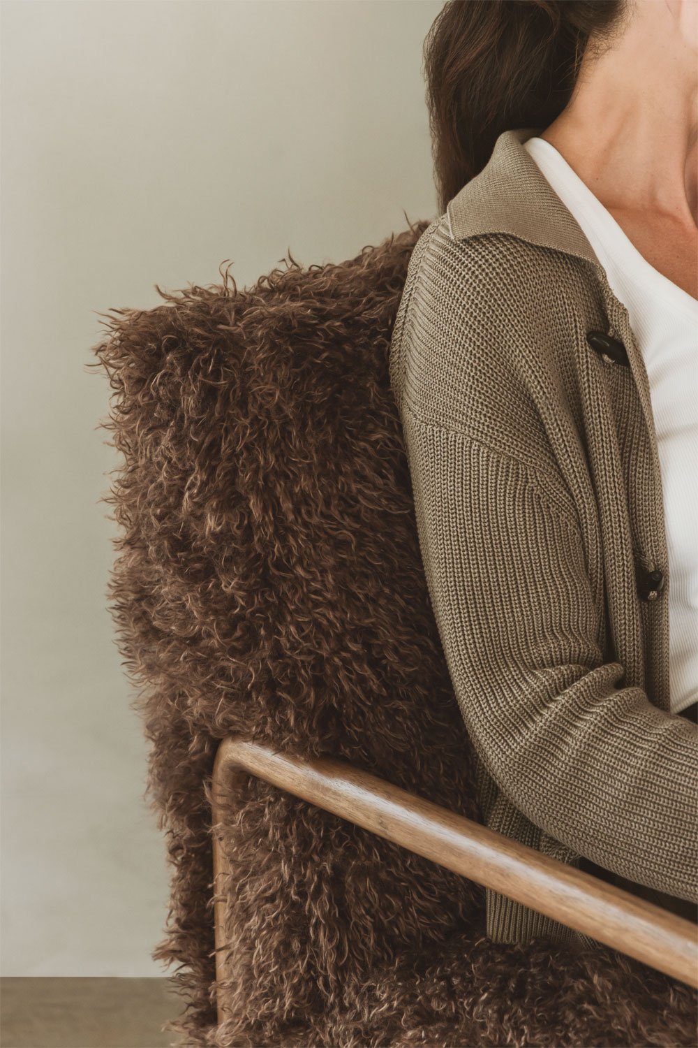 Fotelis ZENUORO, tamsiai rudas