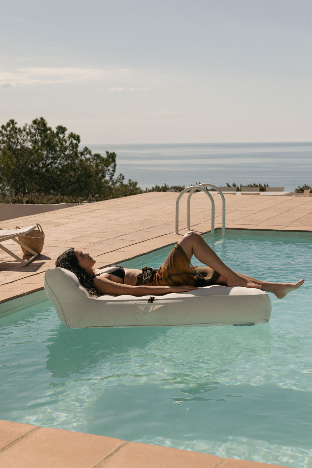 Inflatable Lounger INFLO, cream
