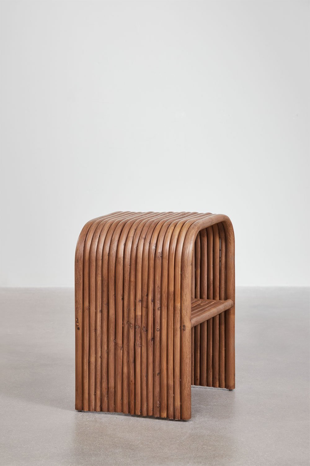 Šoninis  staliukas NTERU, rataninis