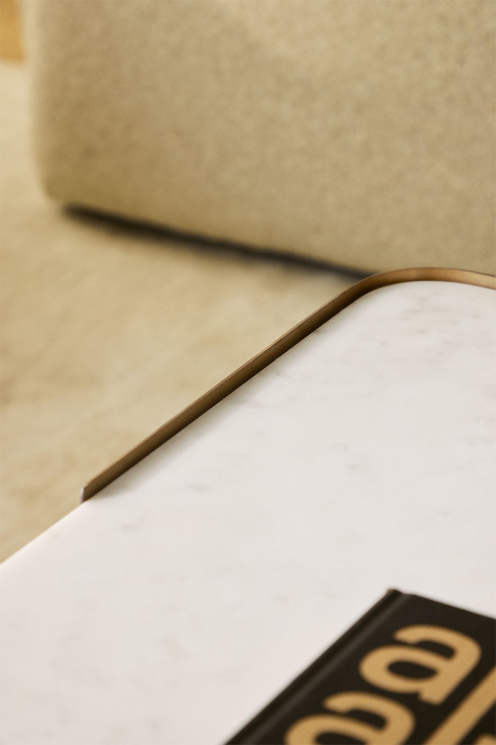 Kavos staliukas BSUNIIA, marmuras