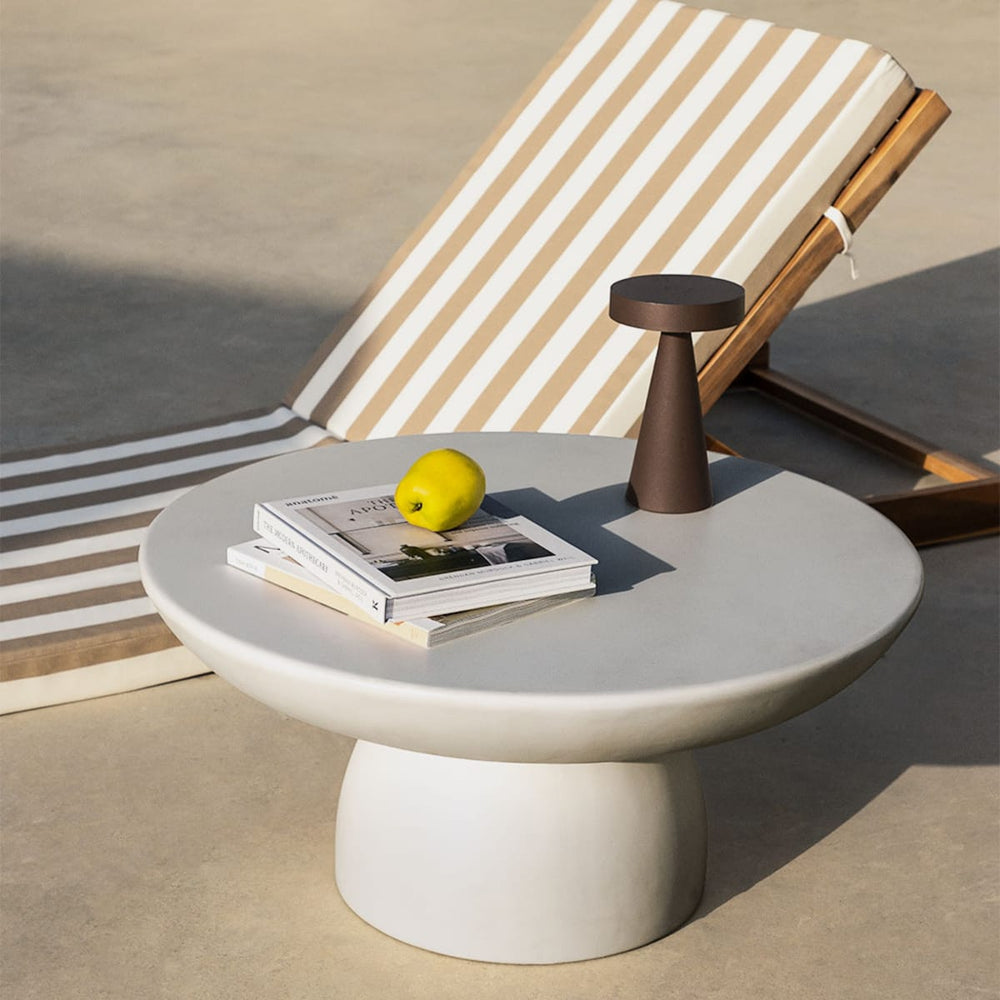 Outdoor table ZENADIA, round, greyish beige