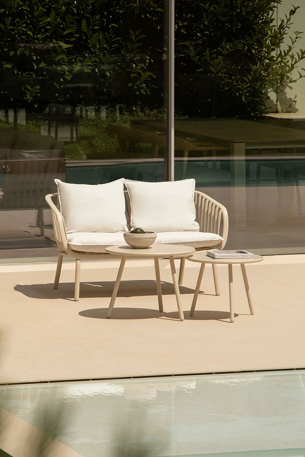 Lauko sofa ROCA, Natūrali
