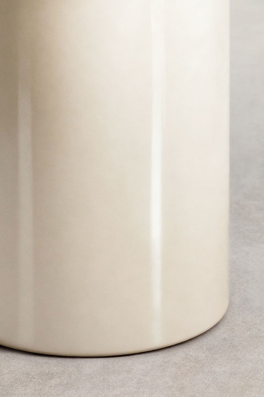 Valgomojo stalas ZIVOARO valgomojo interjere