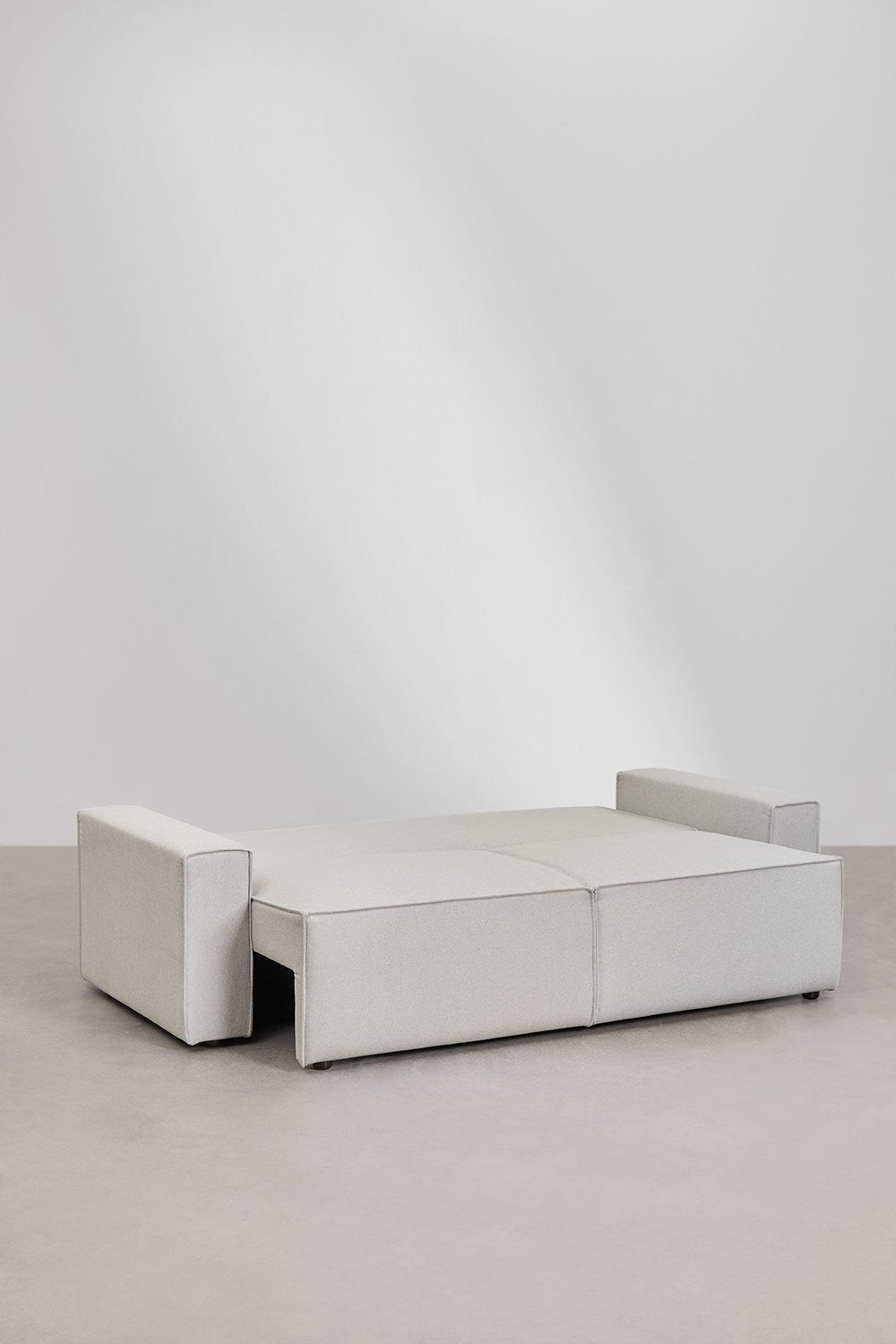 Trivietė sofa TAMLO su miegama funkcija, šviesiai pilka