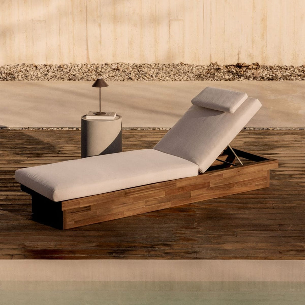 Outdoor lounger FORTO, acacia
