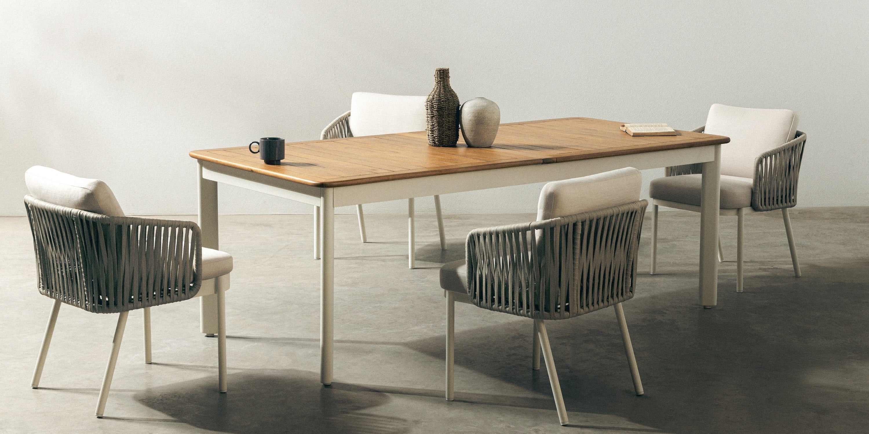 Lauko stalas RIBAUD, akacija FSC, teak, 211-300 cm