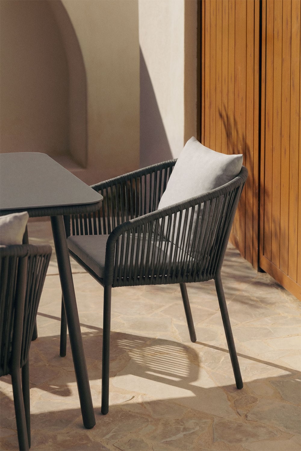 TORA Classic Outdoor Chair, Cream Sand