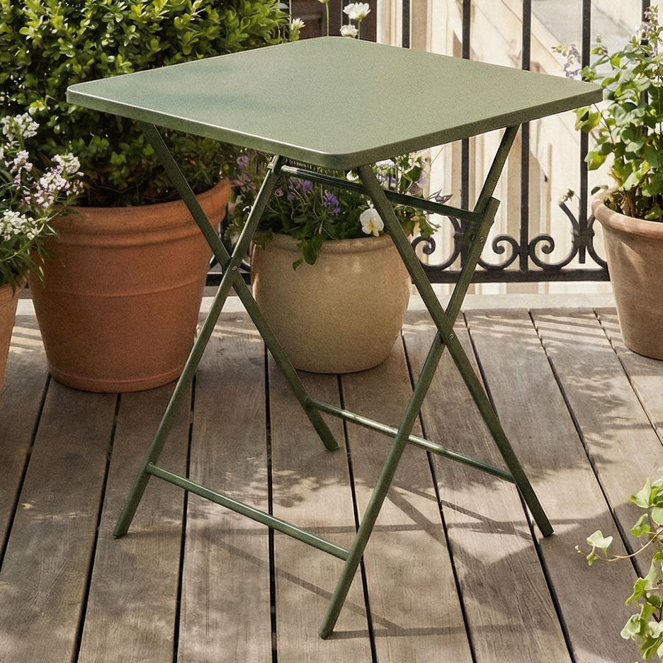 Outdoor table TAMARIT, square, oiled green