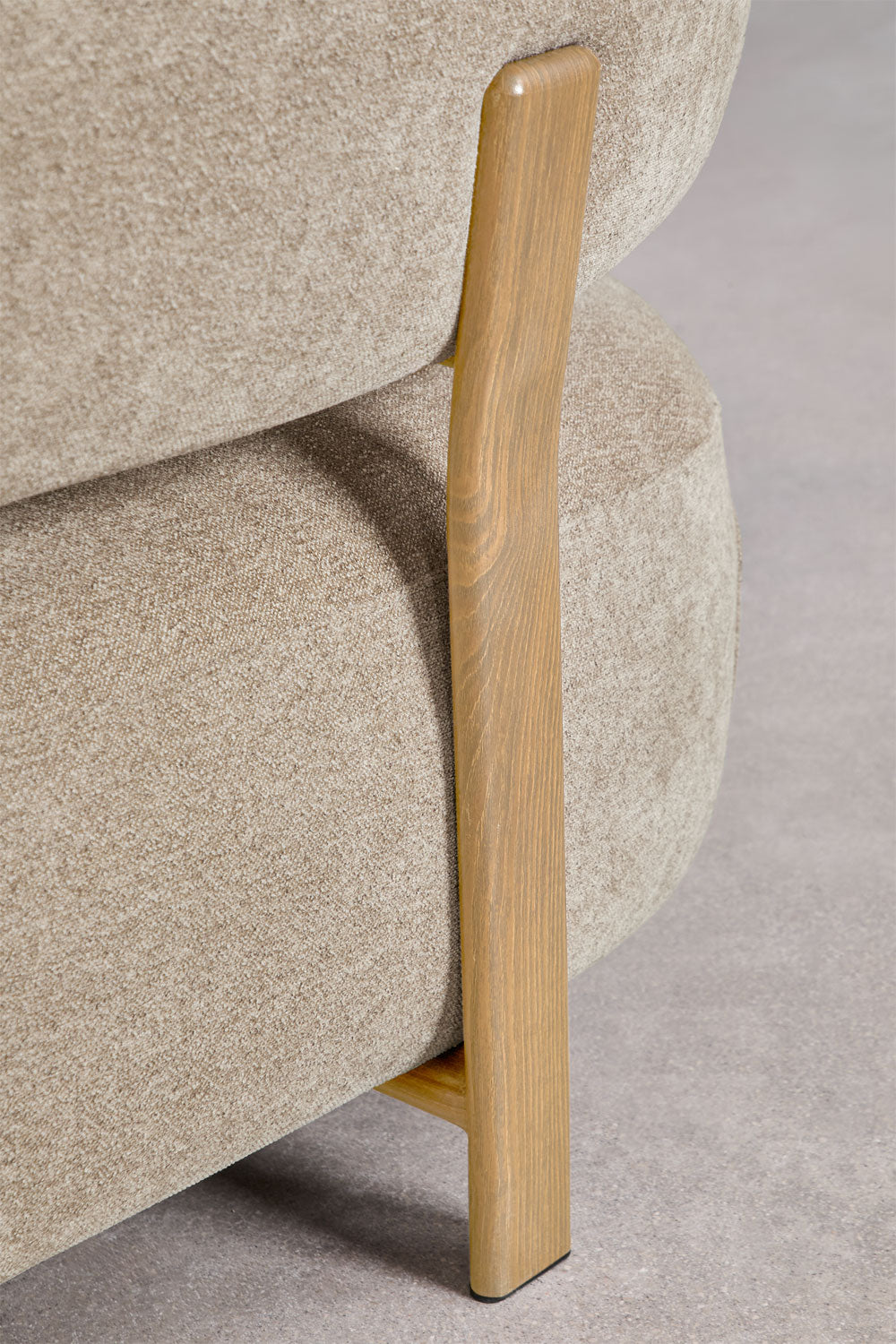 Dvivietė sofa DZOLI – atspalvio detalė