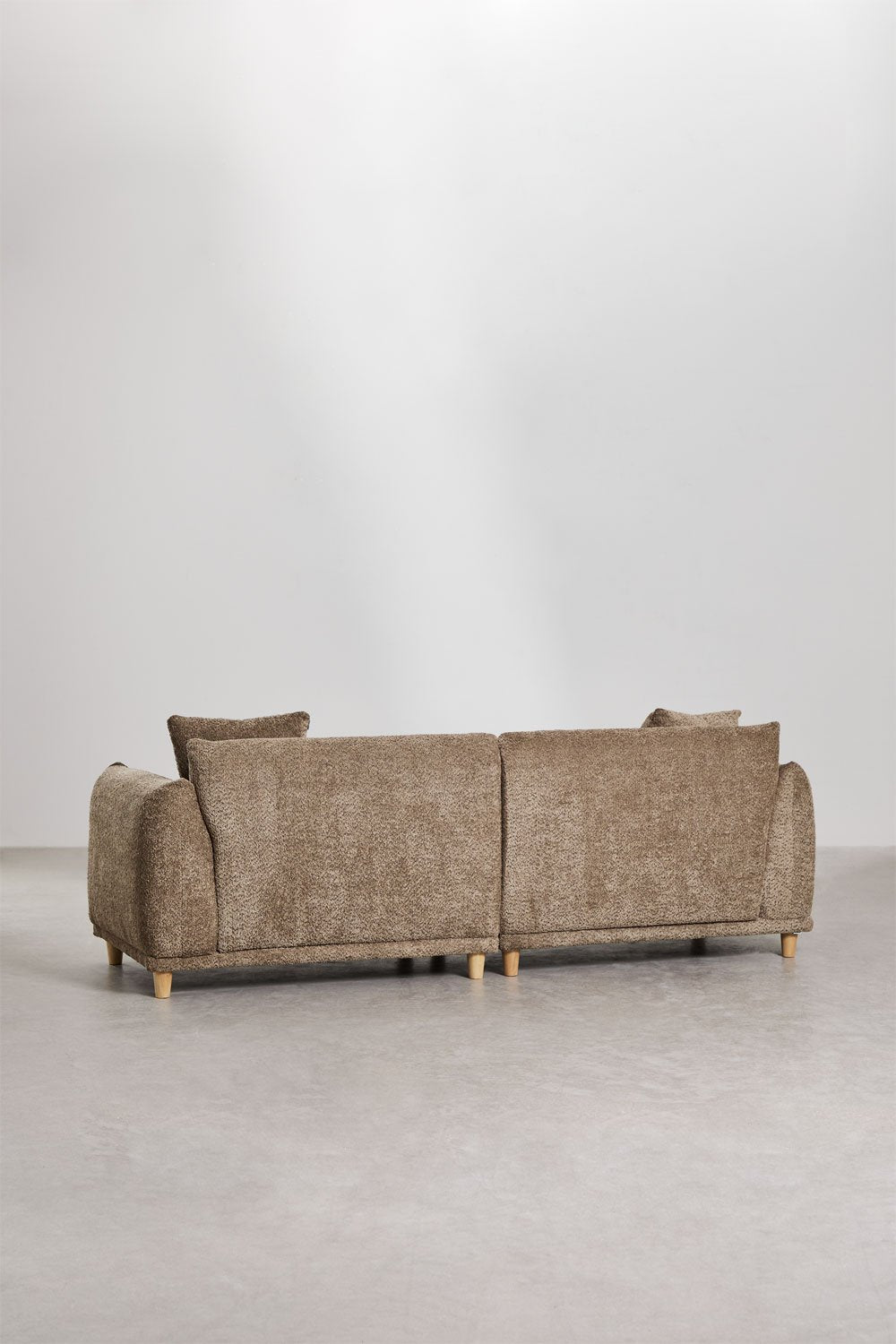 Trivietė sofa ERICK iš boucle audinio, šokolado