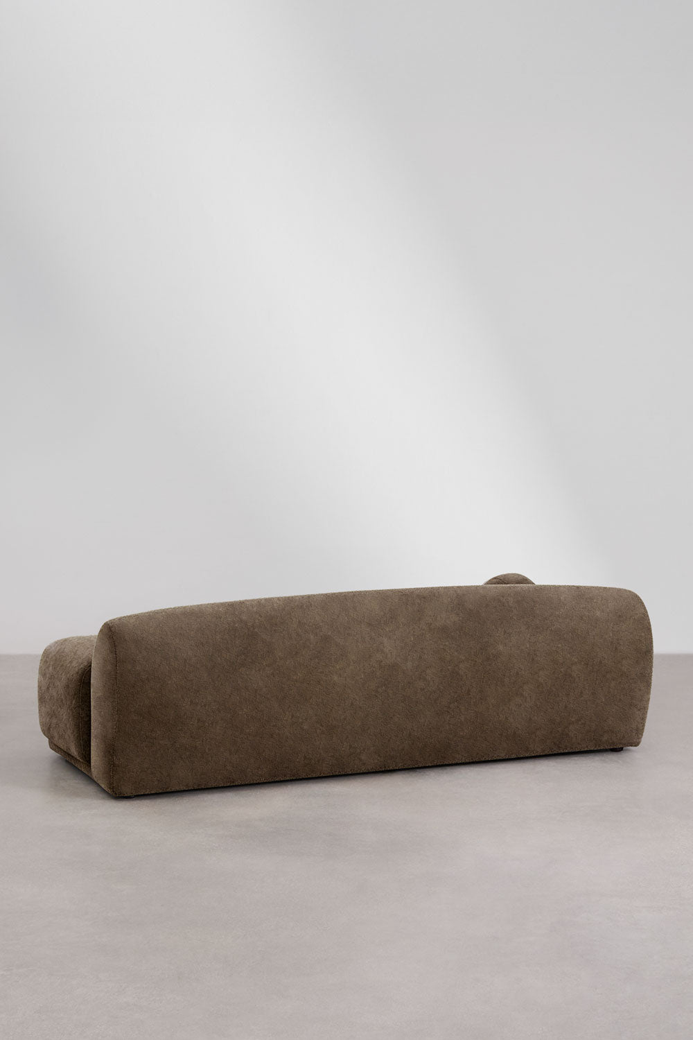 Trivietė sofa SIRINA – detalus vaizdas