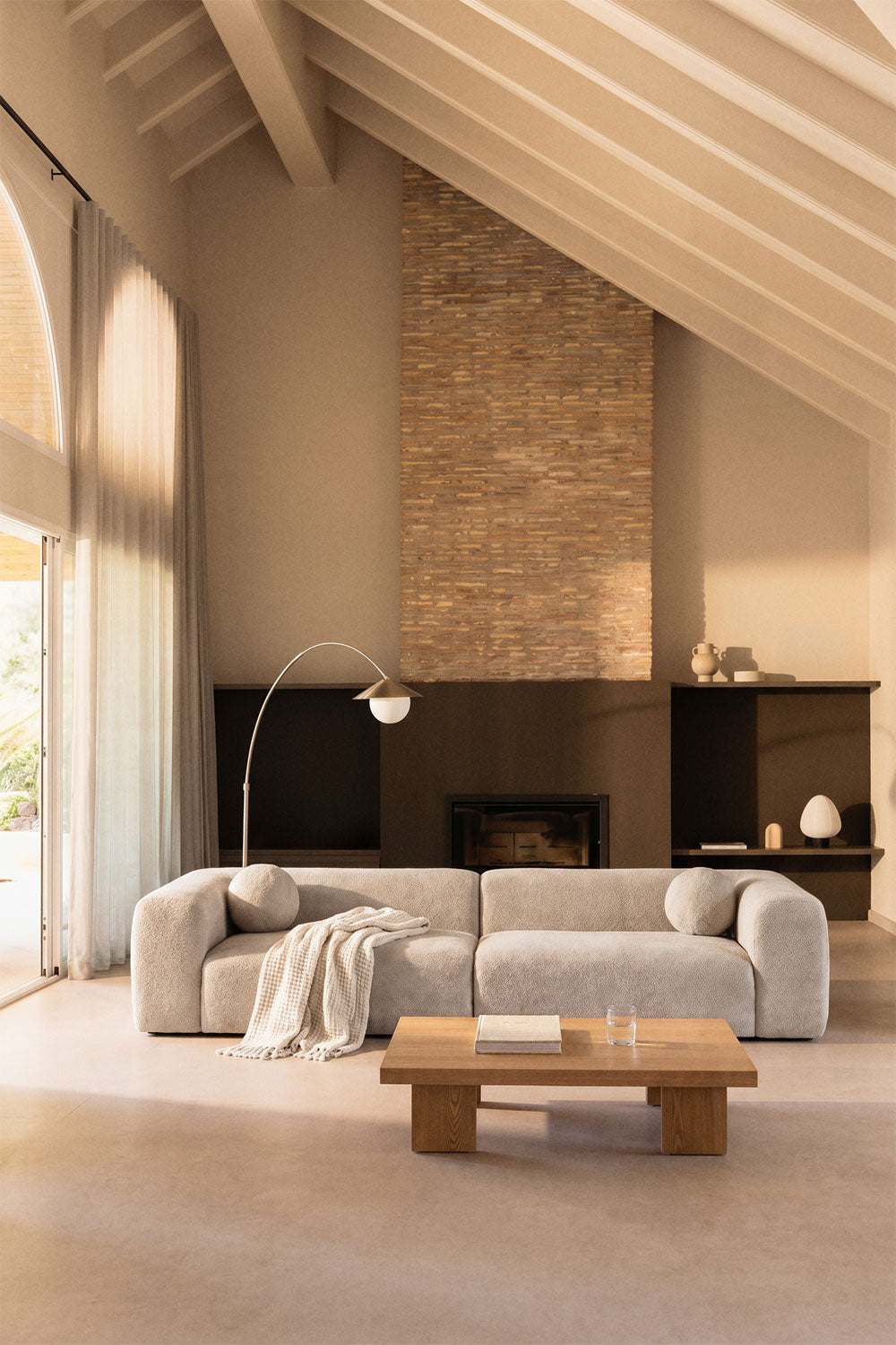 Keturvietė sofa ANGELERA, kreminis sintetinis kailis
