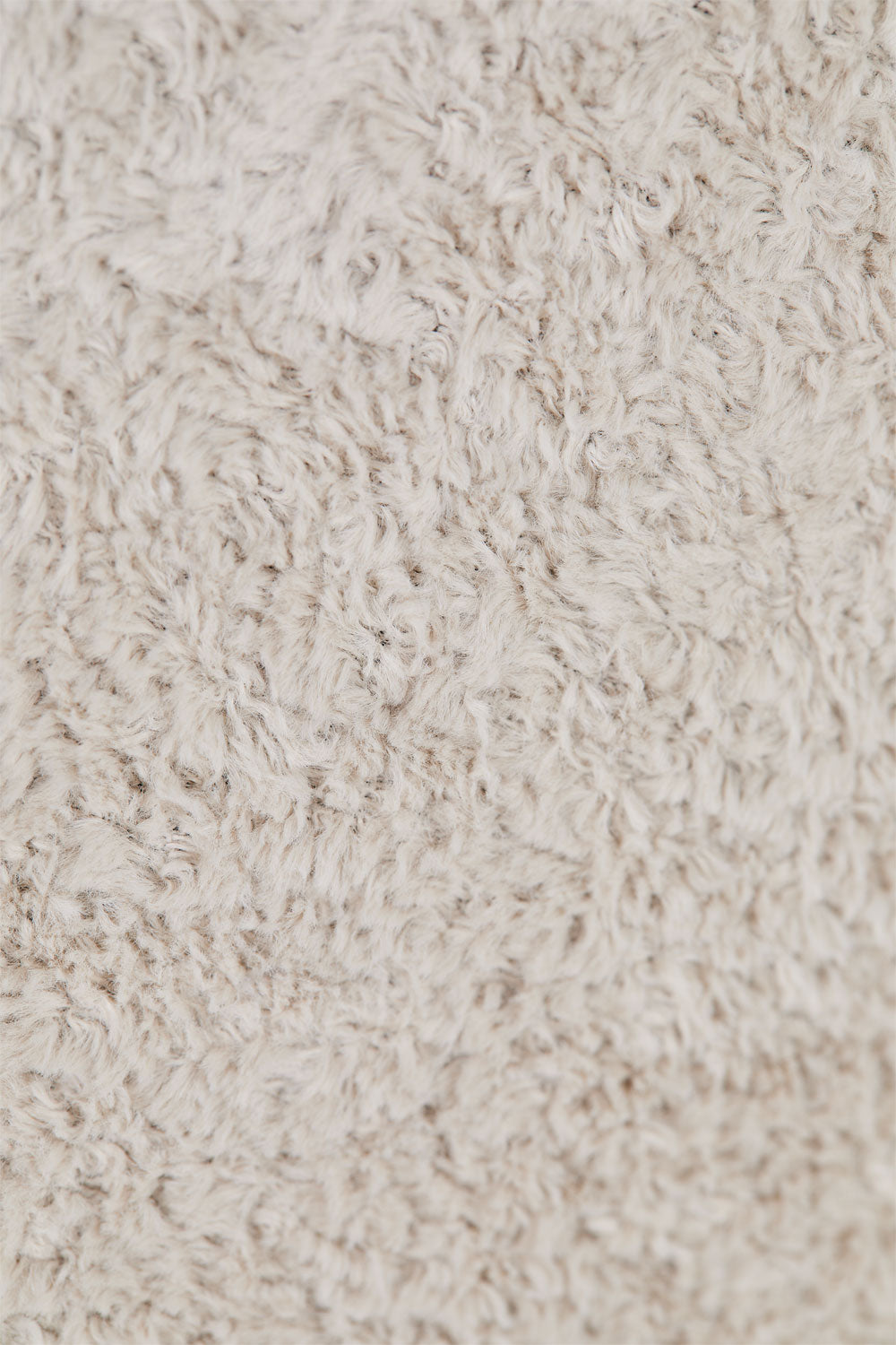 Keturvietė sofa ANGELERA – paviršiaus detalė